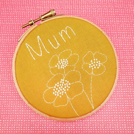 Free 'Mum' Embroidery Pattern