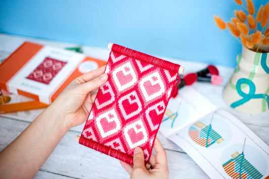 Loadsa Love Bargello Wall Hanging Kit - Bargello Kit - ohsewbootiful