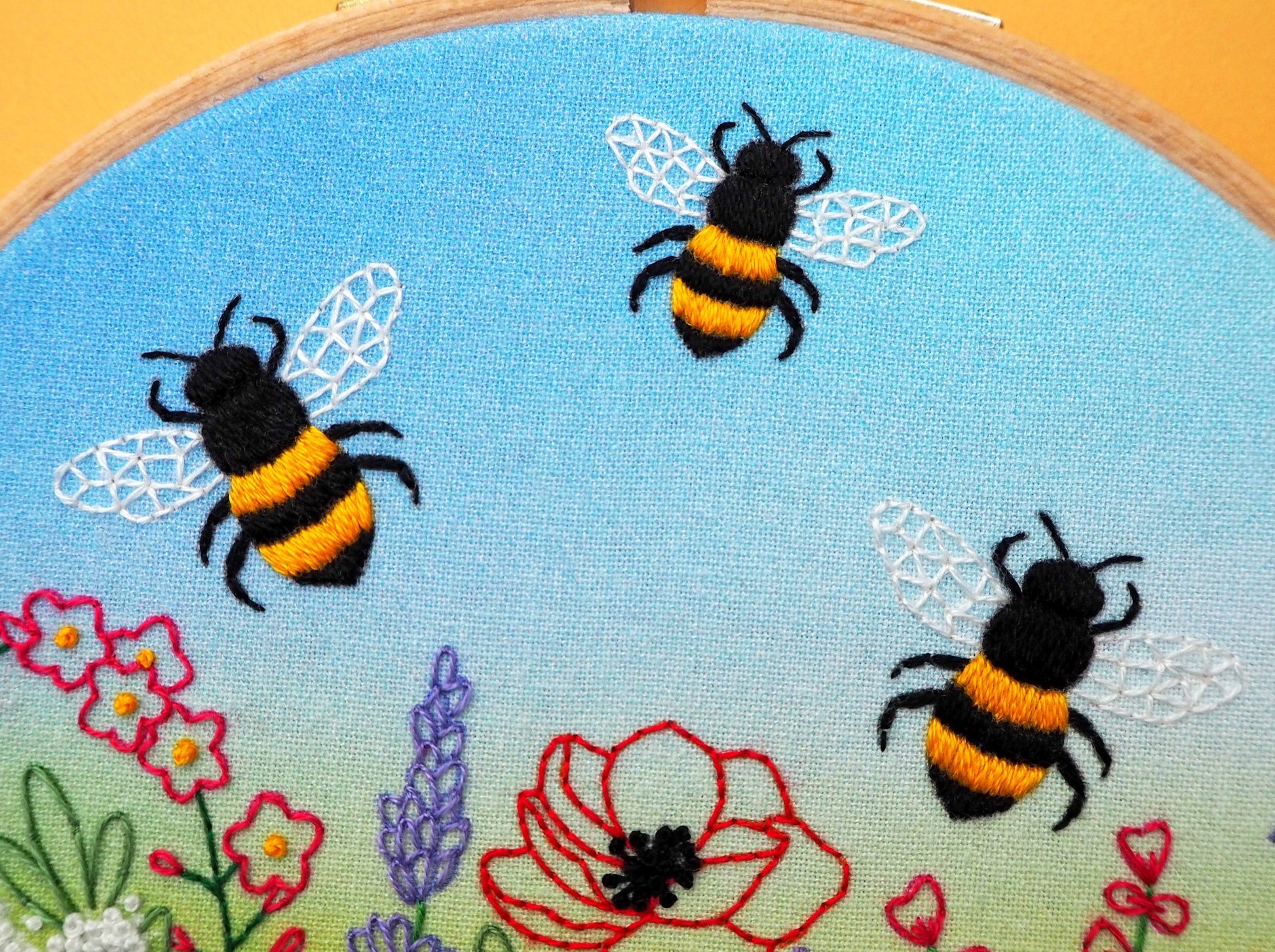 Bees Hand Embroidery Kits, Bees and Wildflowers Embroidery Kits UK