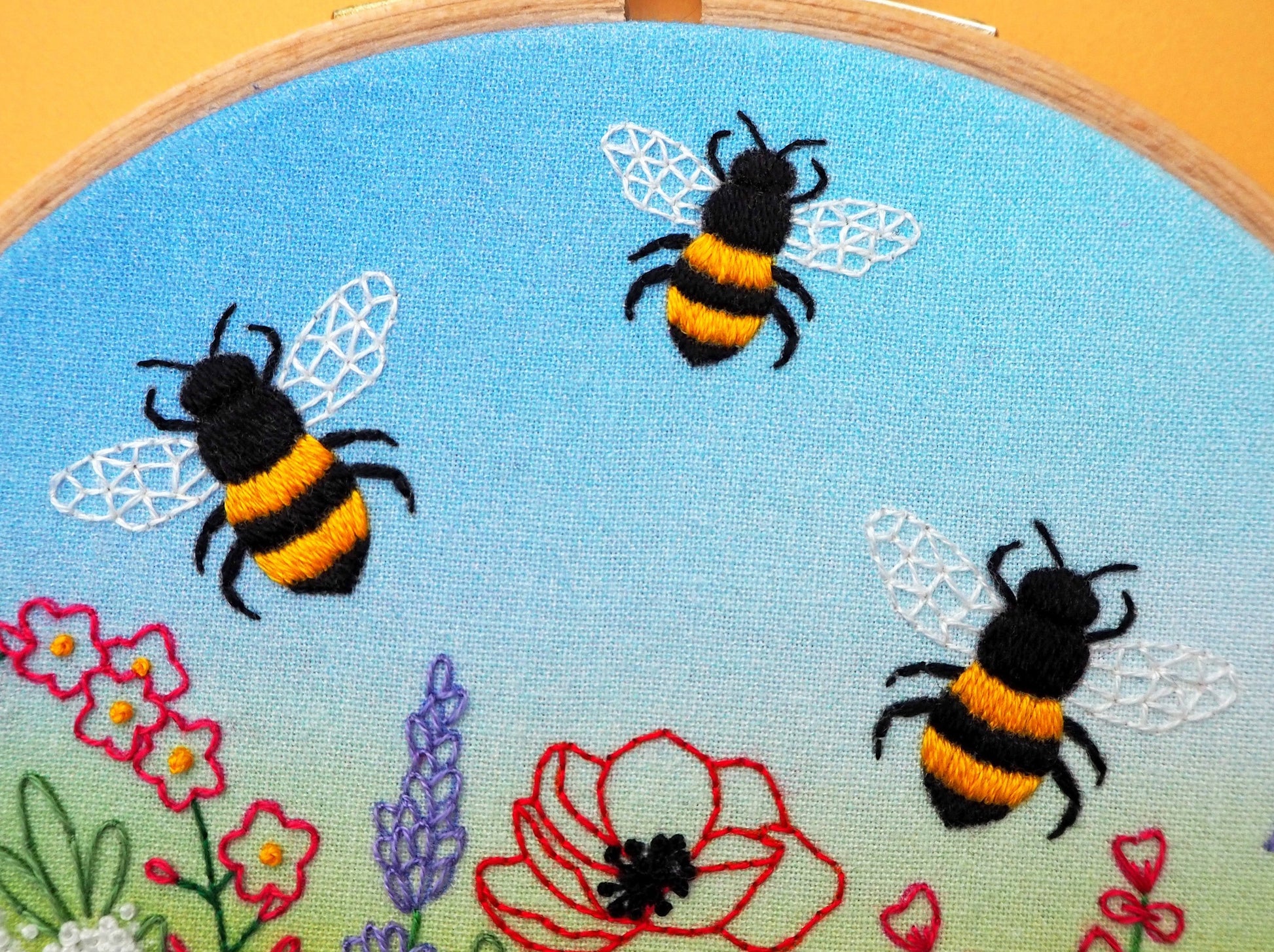 Bees Stamped Embroidery Patterns UK, Beginners Embroidery Patterns