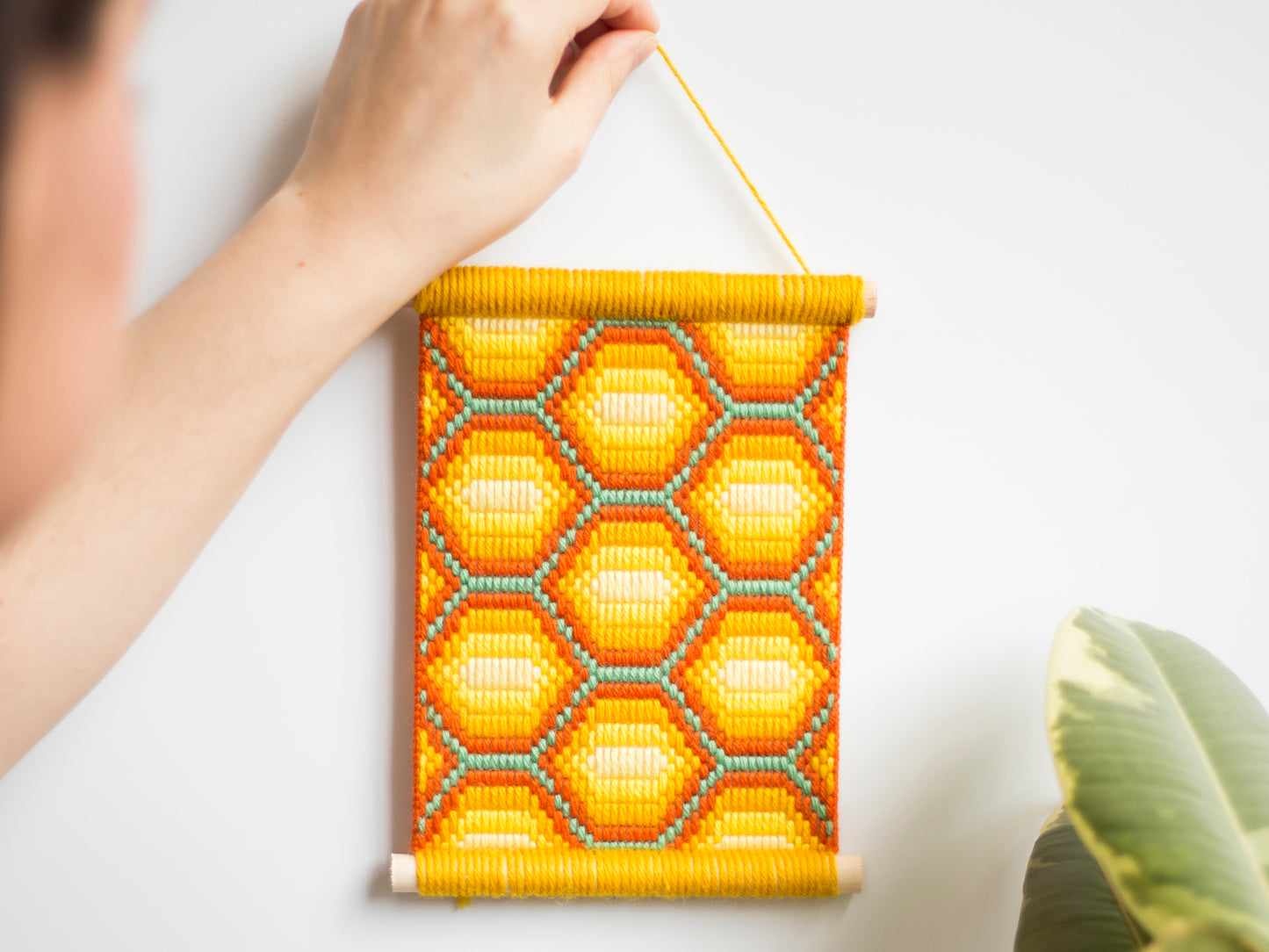 Honeycomb Bargello Bundle - Planter and Wall Hanging - Bargello Kit - ohsewbootiful