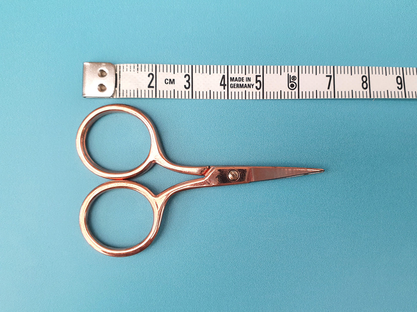 Hemline Mini Rose Gold Scissors - Embroidery Supplies - ohsewbootiful