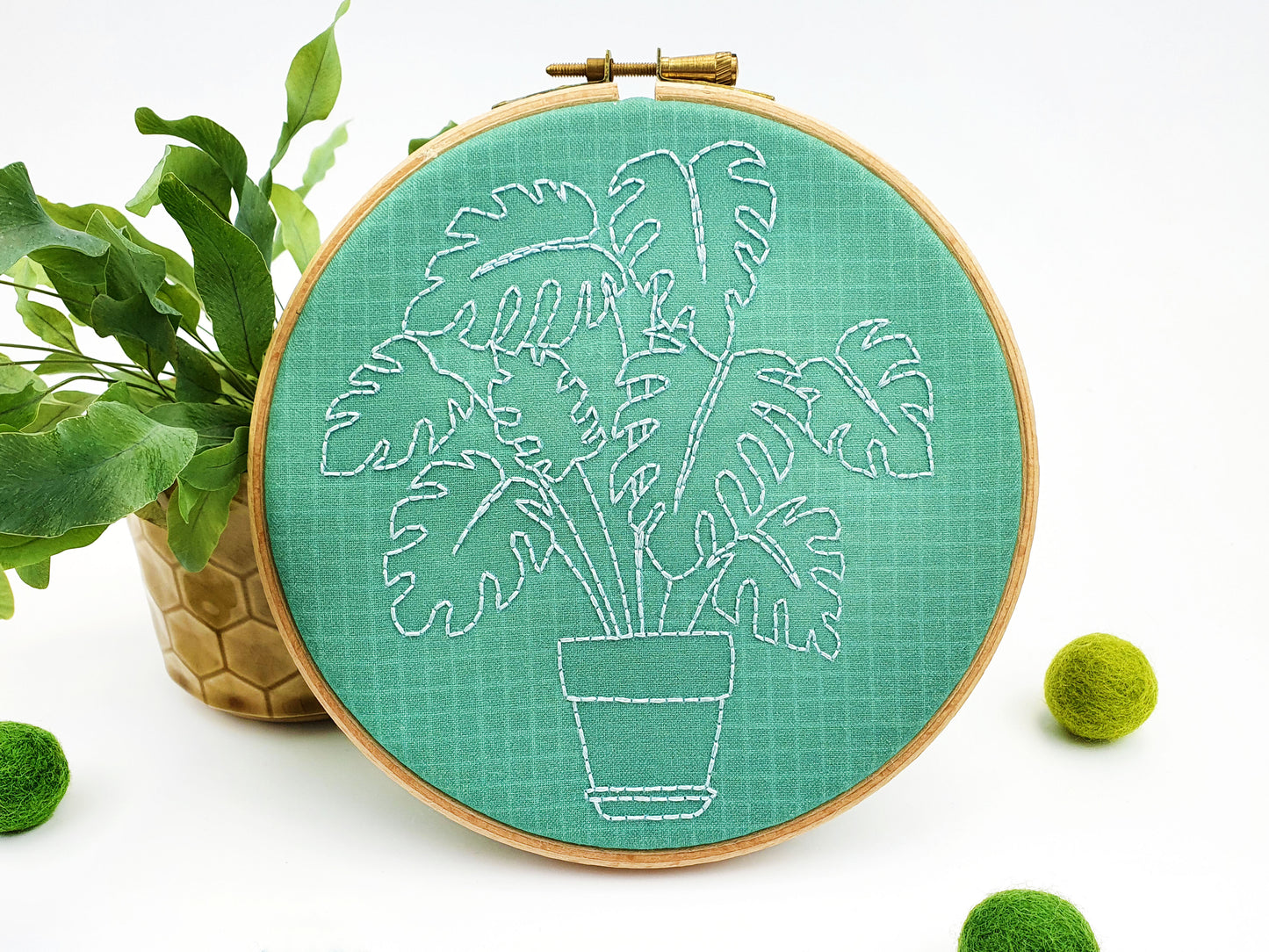 Monstera Embroidery Kit - Embroidery Kits - ohsewbootiful